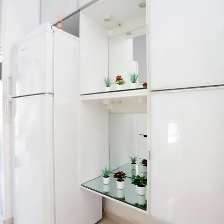 Gorgeous 2 Bedroom Duplex In City Center Appartamento Bucarest